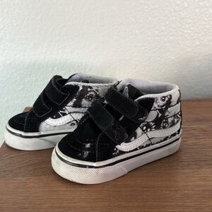 Vans Black and White Kids Sneakers